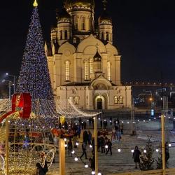Новогодний городок открыли во Владивостоке