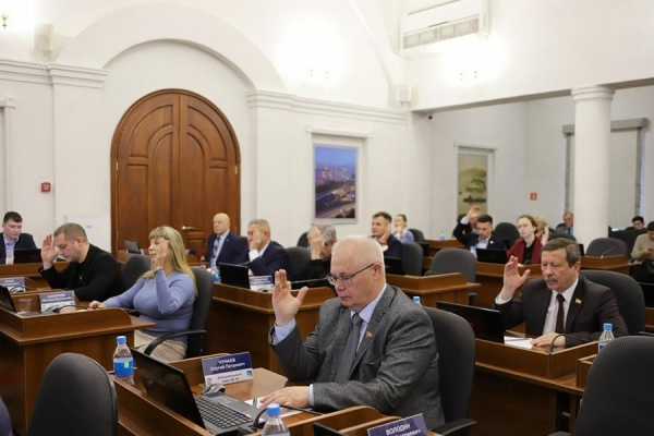 
                            
                                                        Дума Владивостока приняла бюджет города на следующий год
                        